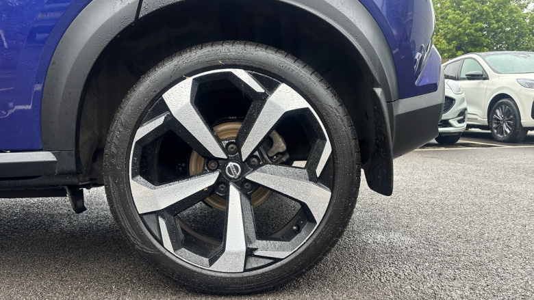 Nissan Juke 1.0 DiG-T 114 Tekna 5dr DCT Petrol Hatchback
